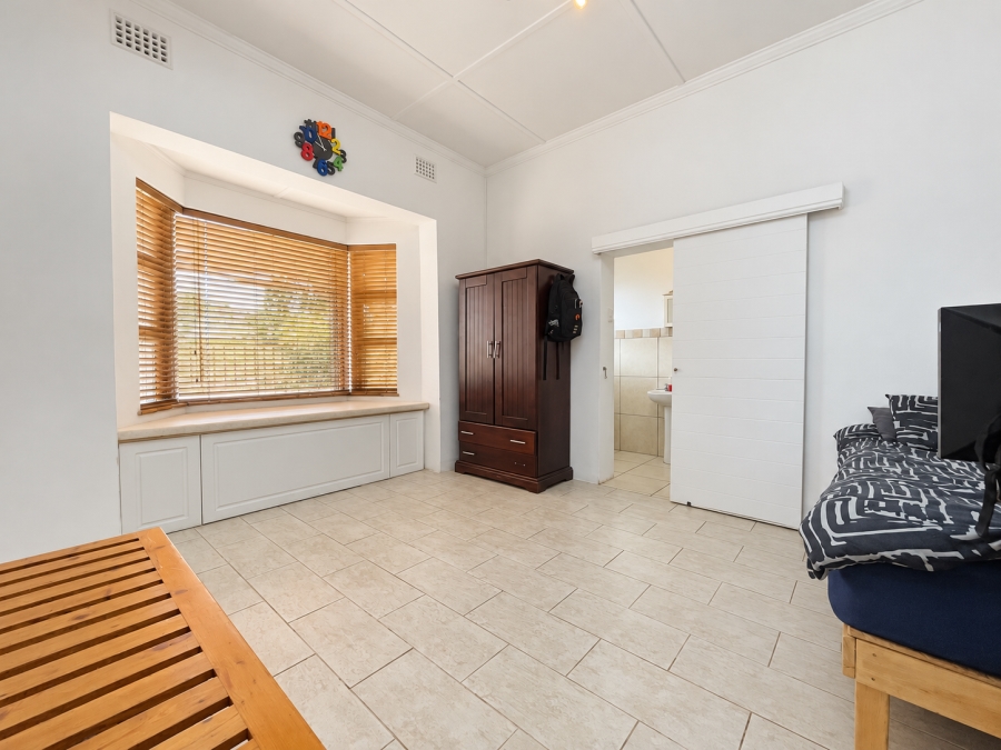 4 Bedroom Property for Sale in Ndabeni Western Cape